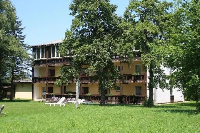 Schmautz & * Miklauzhof